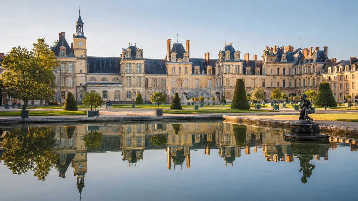 Château de Fontainebleau et ses jardins en Île-de-France